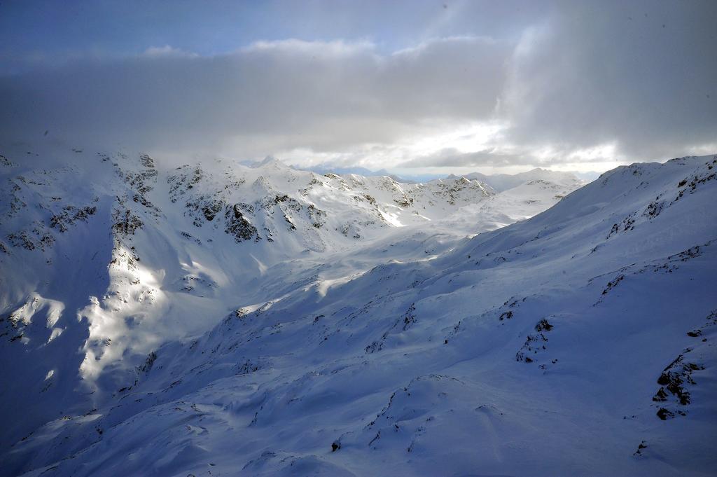 Albergo Stelvio บอร์มิโอ ภายนอก รูปภาพ