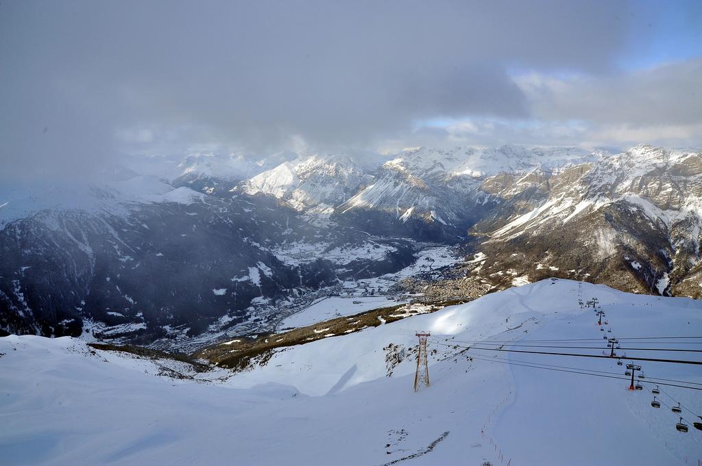 Albergo Stelvio บอร์มิโอ ภายนอก รูปภาพ