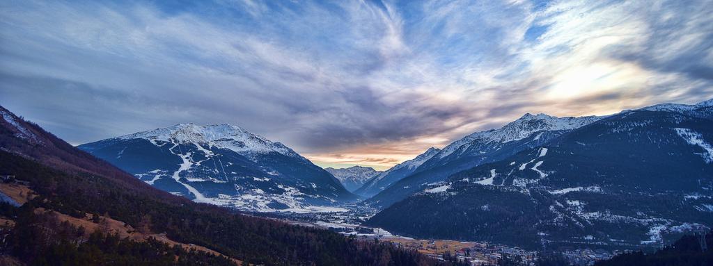 Albergo Stelvio บอร์มิโอ ภายนอก รูปภาพ