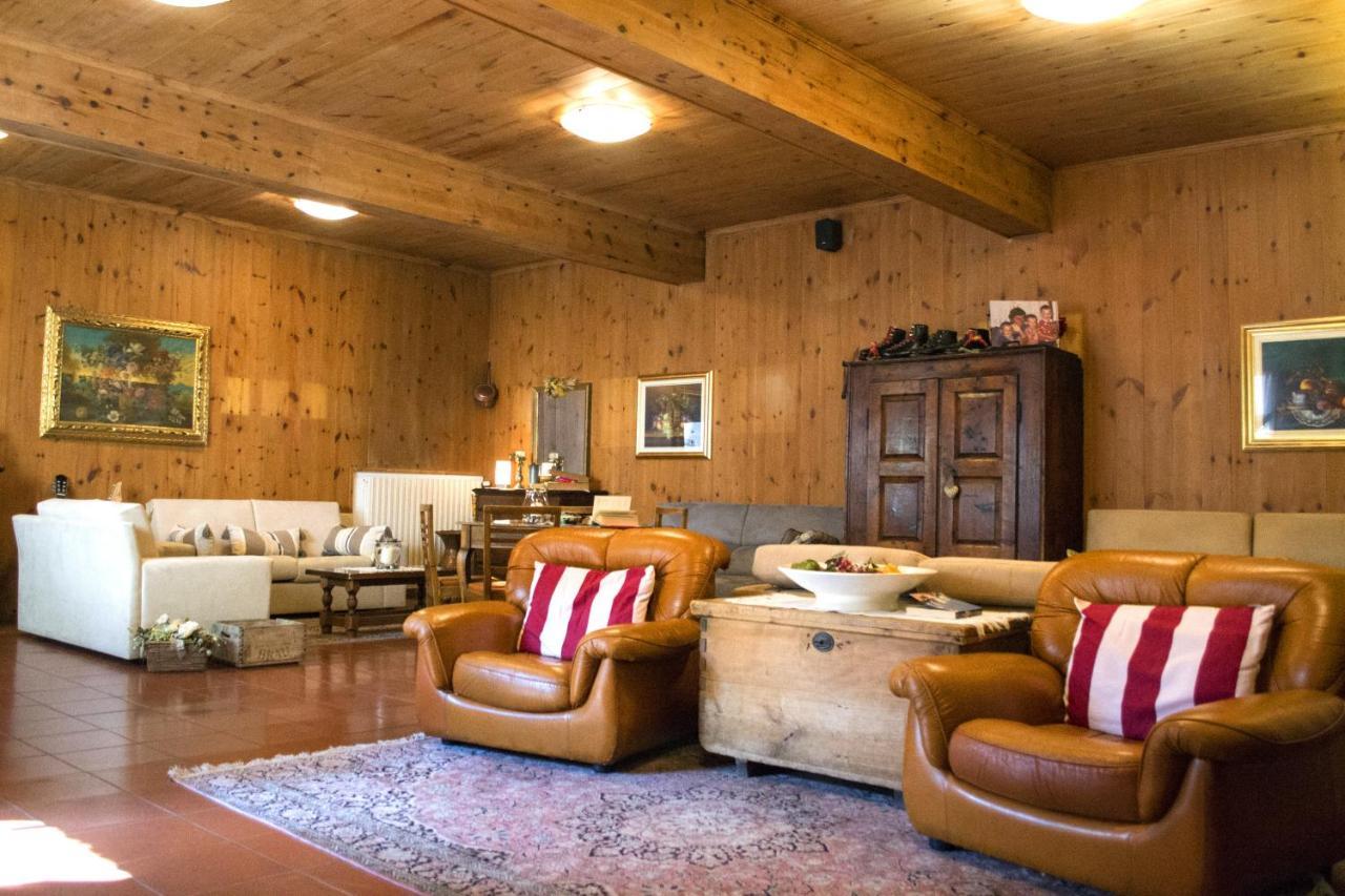 Albergo Stelvio บอร์มิโอ ภายนอก รูปภาพ