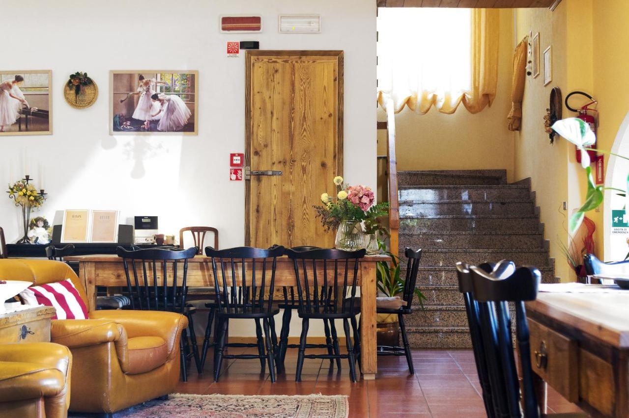 Albergo Stelvio บอร์มิโอ ภายนอก รูปภาพ